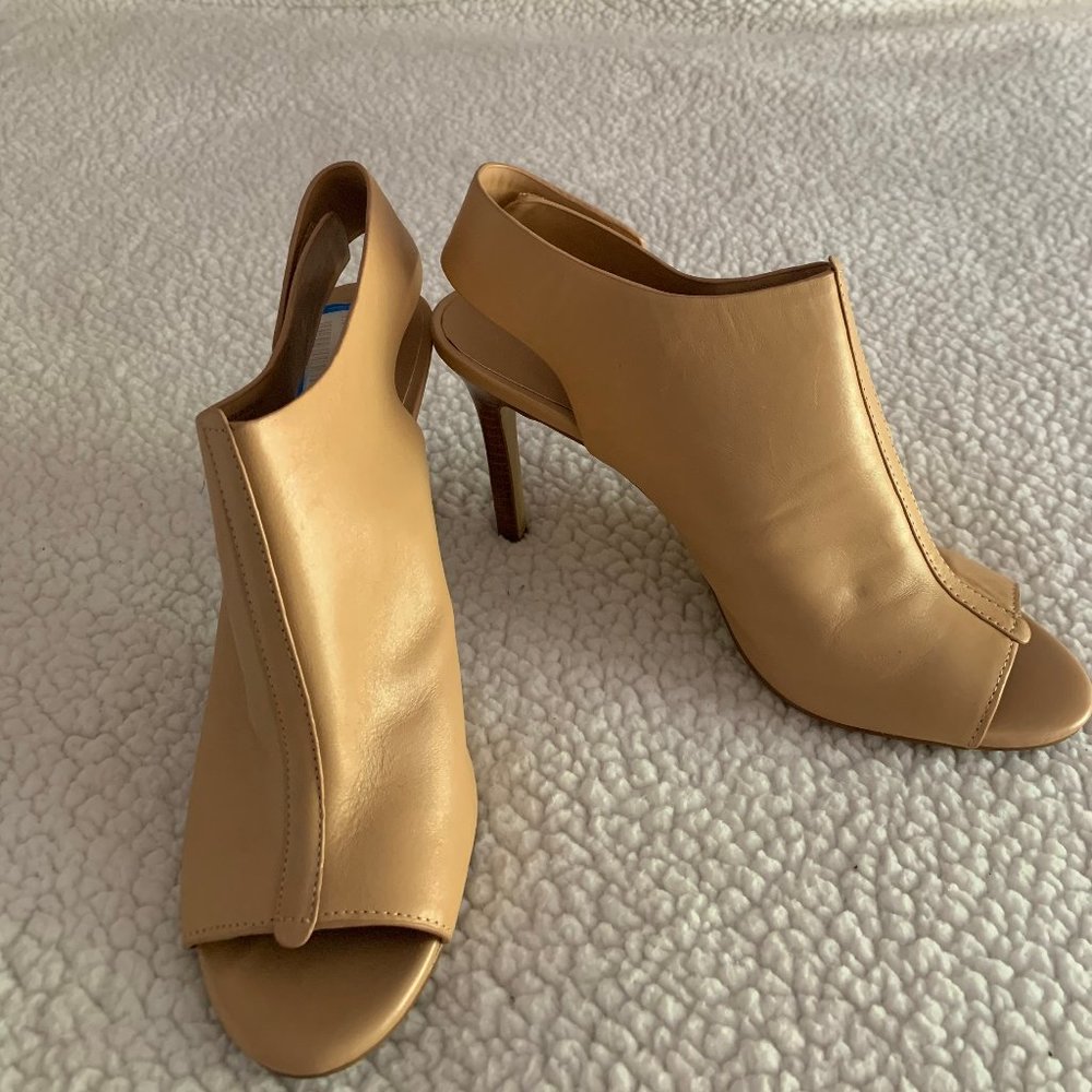 Charles David Peep Toe Sling Back